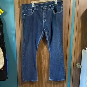 Elegant Indigo Women's Boot Cut Jeans